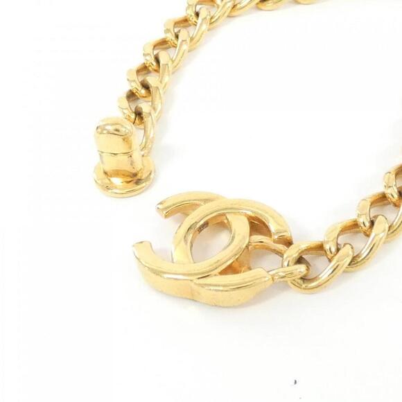 CHANEL Gold Charm Bracelet - Picture 4 of 4